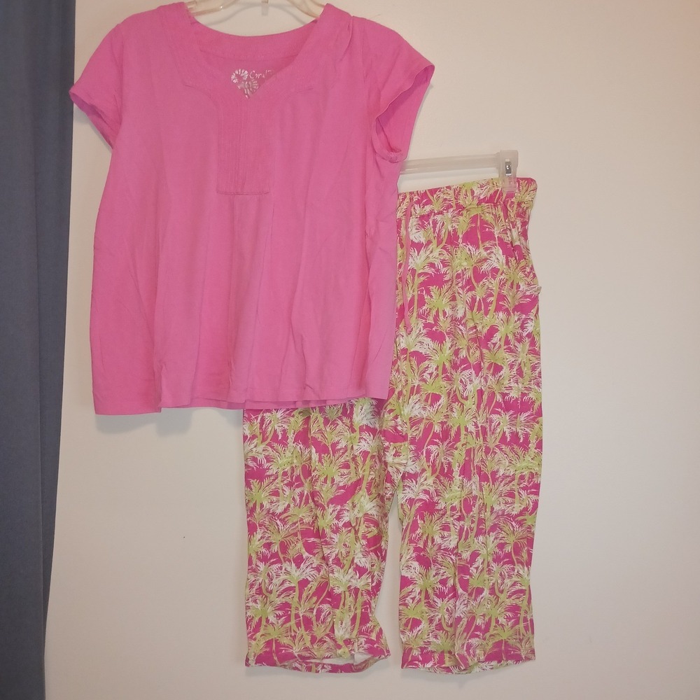 Coral Bay Women's Large Pink Palm Tree Pajama Set Top & Capris Cotton